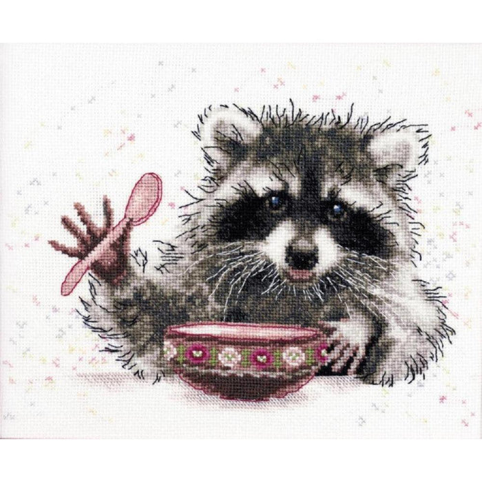 M-527 Counted cross stitch kit Raccoon