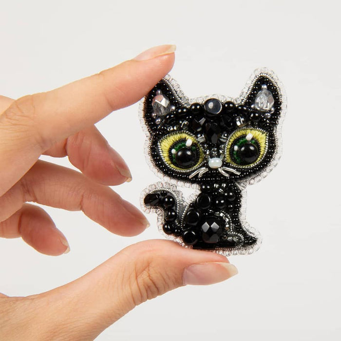 BP-330 Beadwork kit for creating brooch Crystal Art "Black cat"