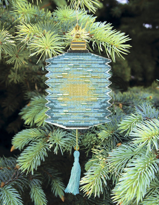 Christmas tree toy cross-stitch kit T-26 Set of pictures "Colorful lanterns"