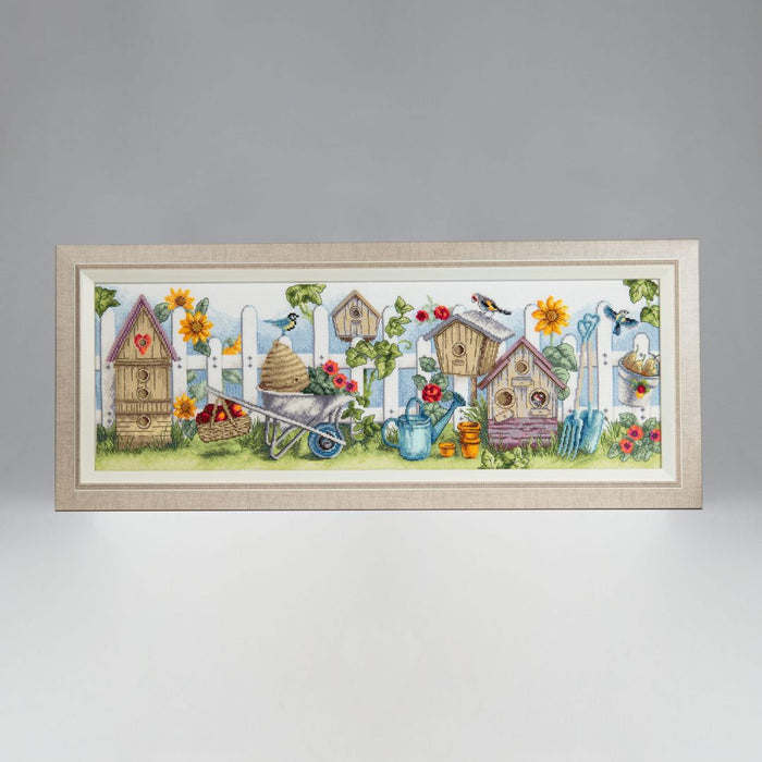 Cross-stitch kit M-451 "Bird yard"