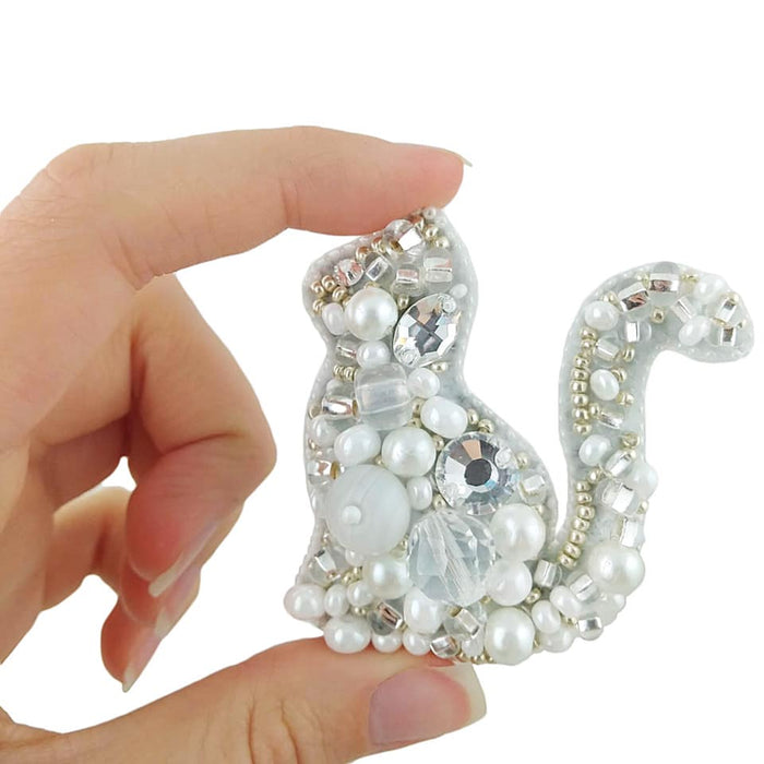 BP-220 Beadwork kit for creating brooch Crystal Art "Cat"