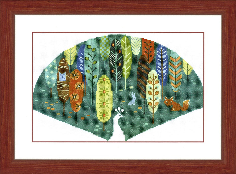 BT-174 Counted cross stitch kit Crystal Art "In the forest kingdom"