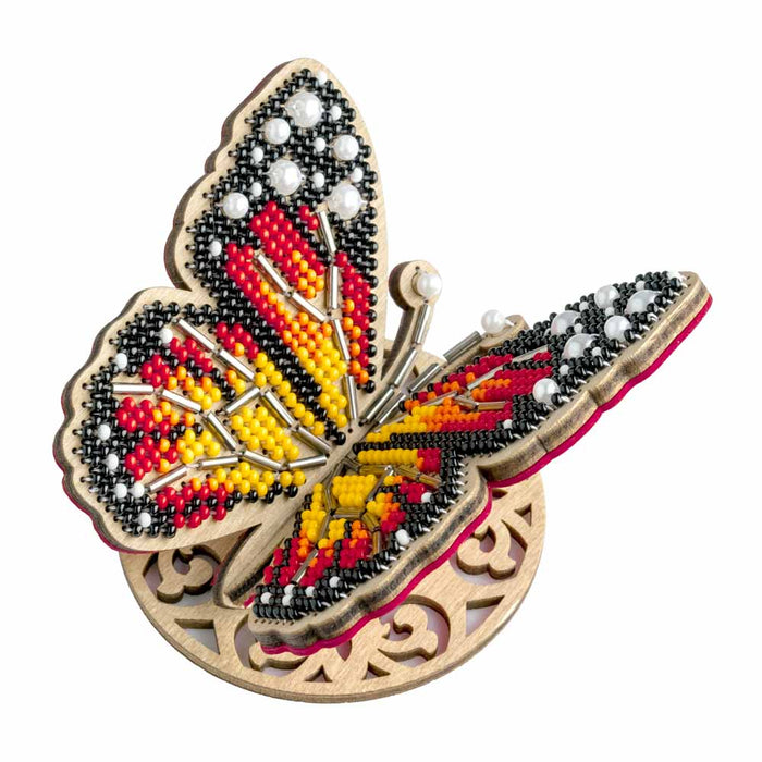 Wooden Bead Embroidery Kit – Bright Butterfly FLK-581
