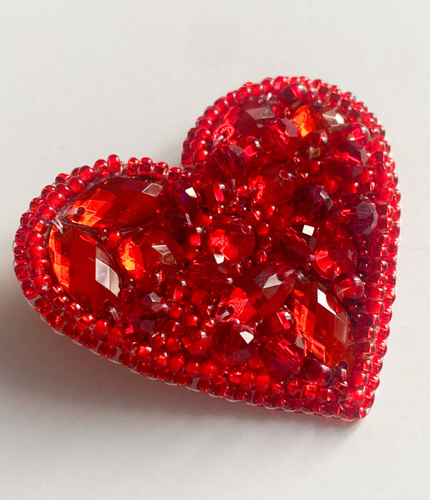 Bead Embroidery Brooch Kit. Decoration - Little heart AD-245