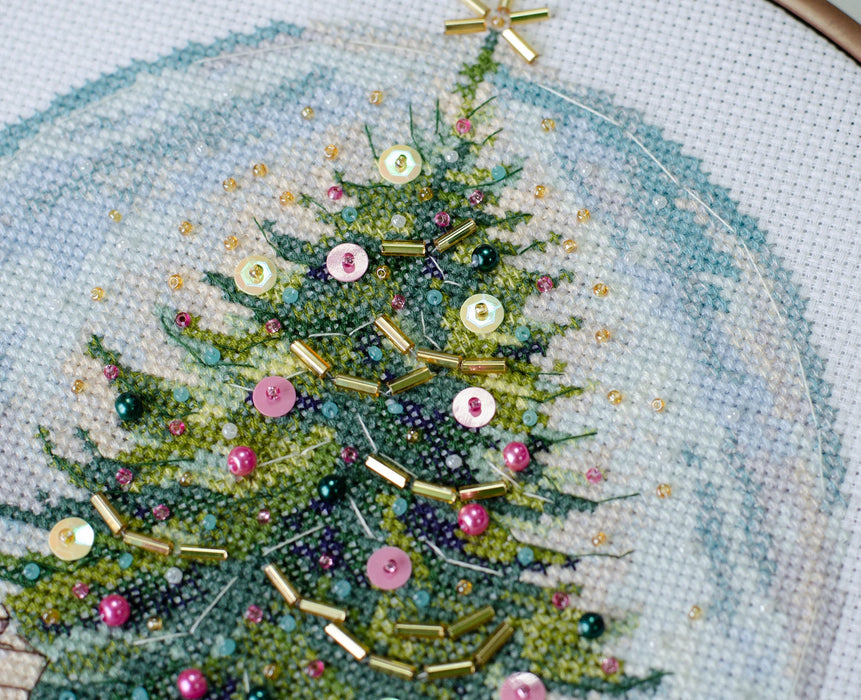 Counted Cross-stitch kit - Moment Before Christmas AH-255