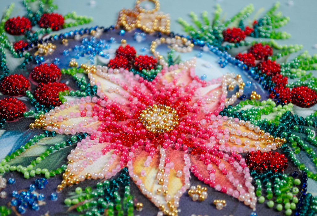 Christmas Glow Christmas Bauble Mid-Sized Bead Embroidery Kit AMB-113 - Wizardi