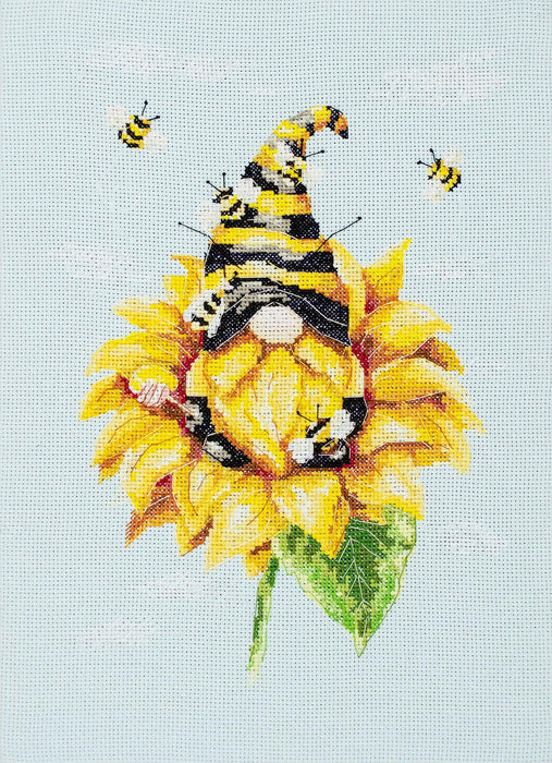 Counted Cross-stitch kit - Beekeeper AH-184