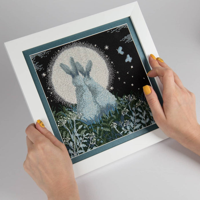 Cross-stitch kit M-458 "Moon hares"