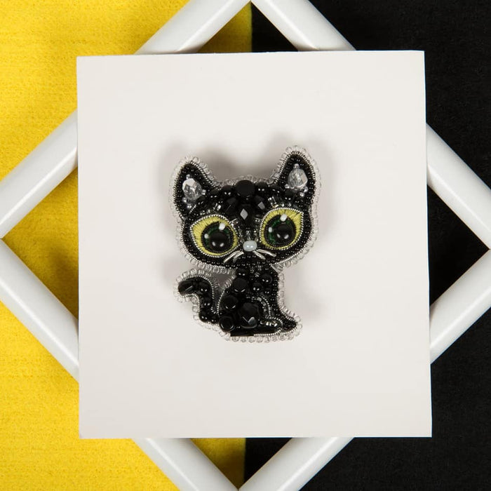BP-330 Beadwork kit for creating brooch Crystal Art "Black cat"