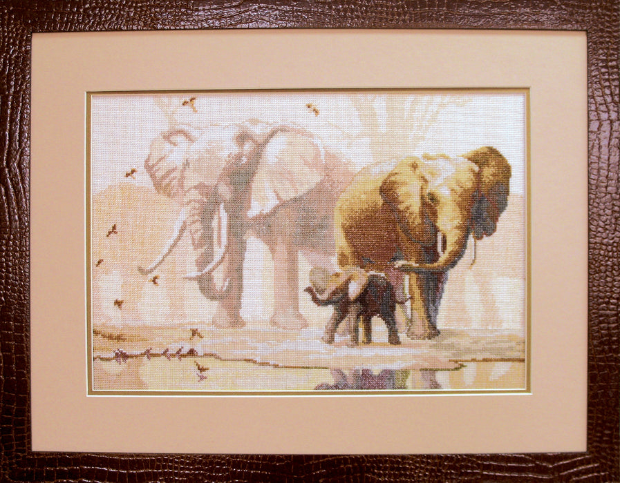 Cross-stitch kit No475 "Elephants"