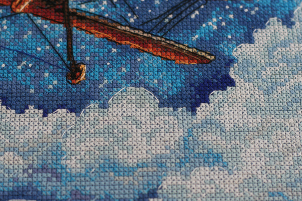 Cross-stitch kit Above the clouds AH-093