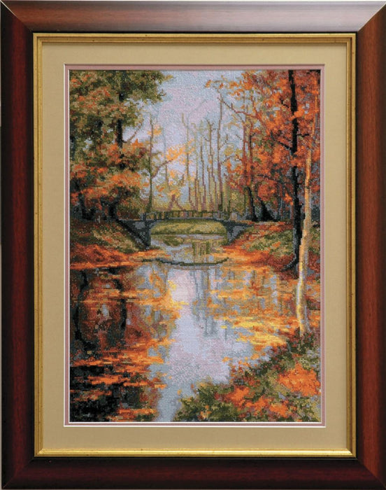 N562 Counted Cross Stitch Kit Golden Autumn