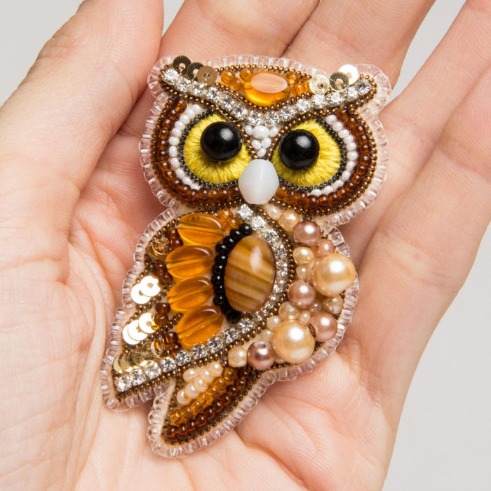 Beadwork kit for creating brooch Crystal Art Owl BP-346